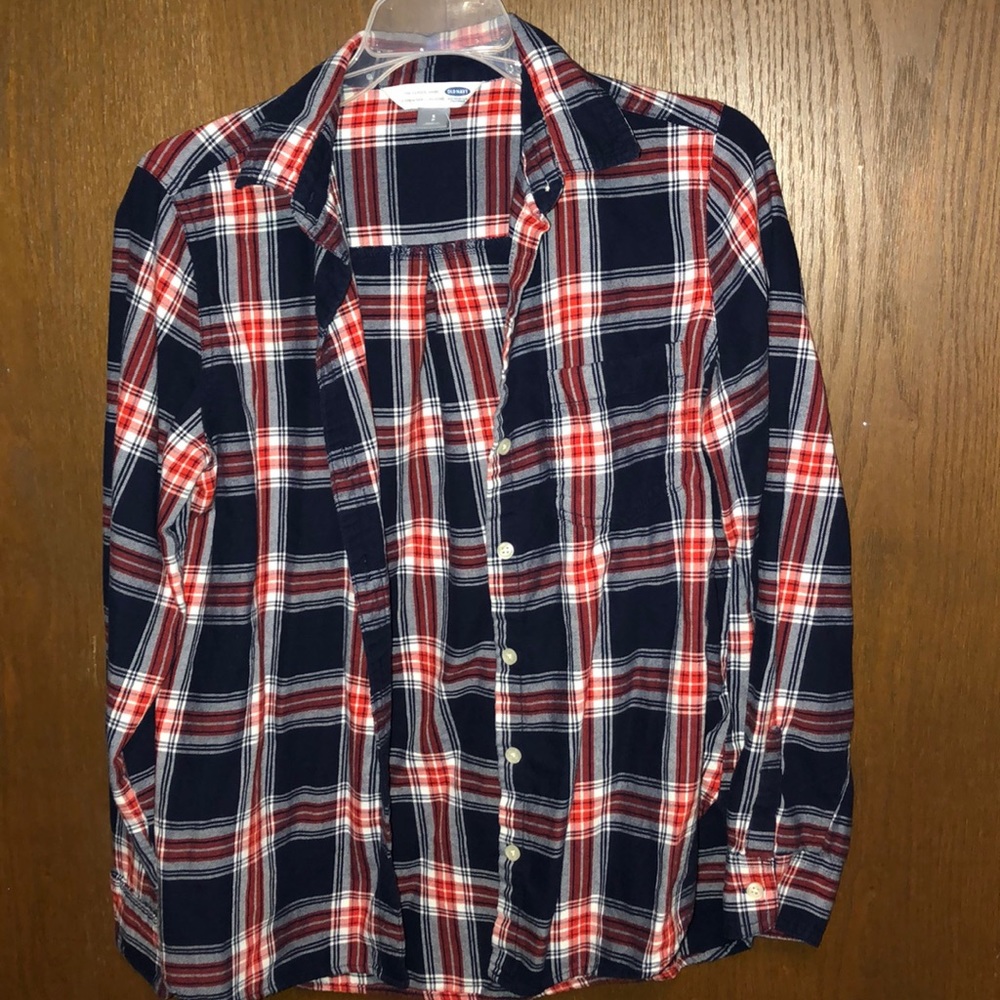 Red white and blue Old Navy plaid pullover shirt
